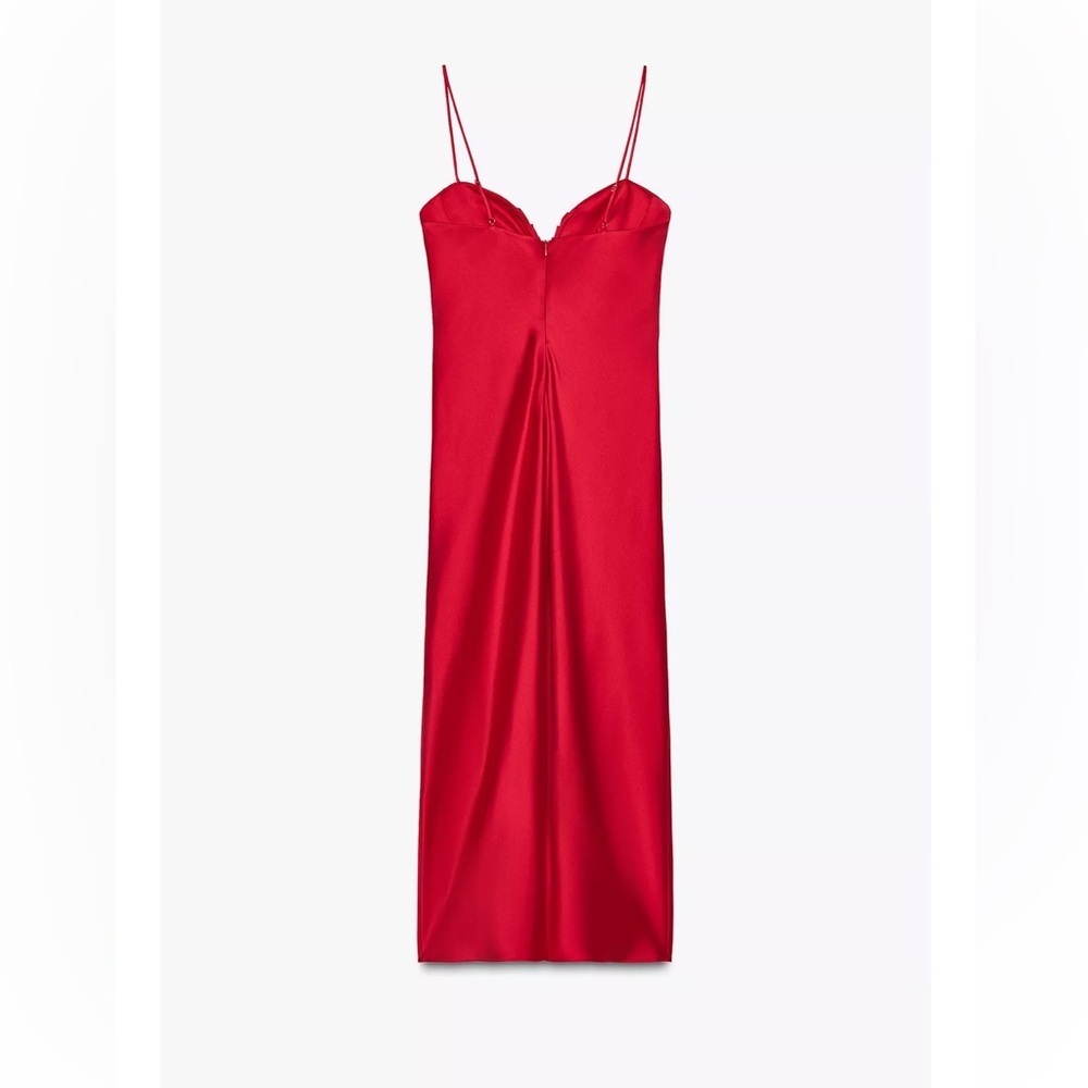 VIRAL NEW ! ZARA SATIN SWEETHEART DRESS
🚨FIRM PRICE NO DISCOUNT ON THIS DRESS - Picture 14 of 15